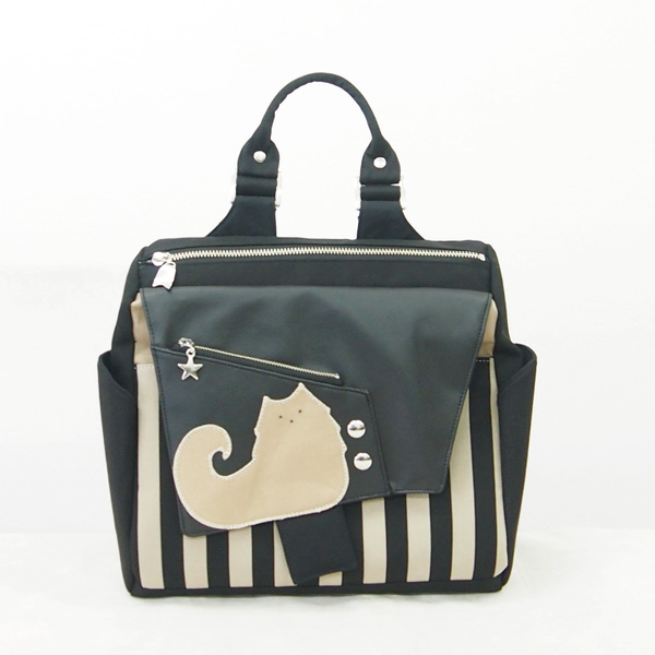 Square Backpack S * Black Beige Stripe Cat（四角いリュックS・黒とベージュのストライプとねこ）