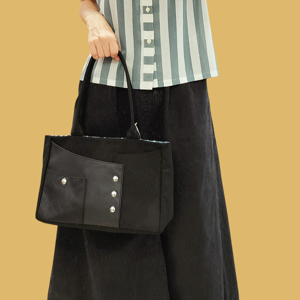 Square Tote Bag * Khaki & Rame Kinari（四角いトートバッグ・カーキとラメキナリ）