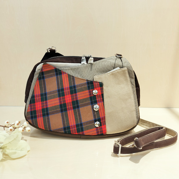 Shoulder M * Red Beige Check（ショルダーM・赤ベージュチェック柄）