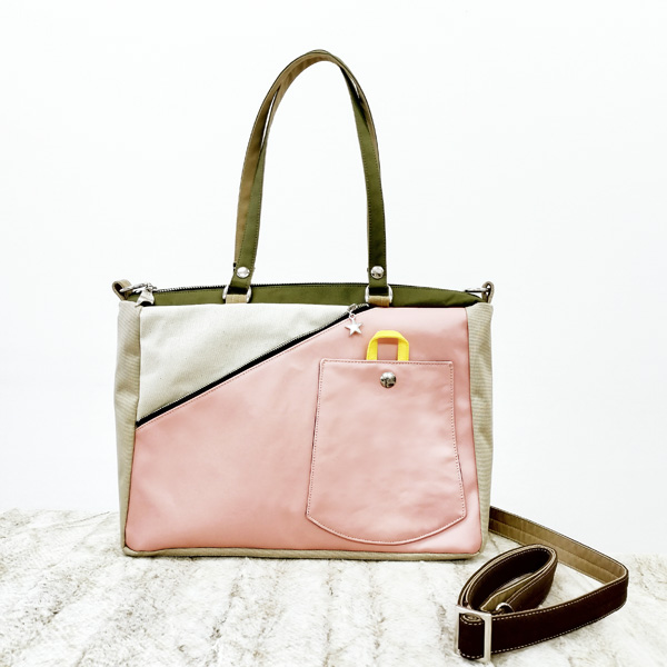 2WAY BAG Square  * Leather Light Pink（2WAY 四角型・レザーの淡いピンク）